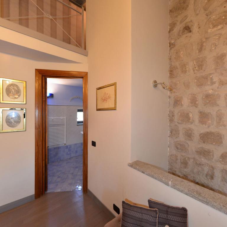 Residenza Teodorico Re B&B Viterbo Habitación foto